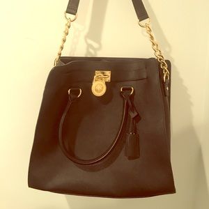 Michael Kors Hamilton with Saffiano Leather